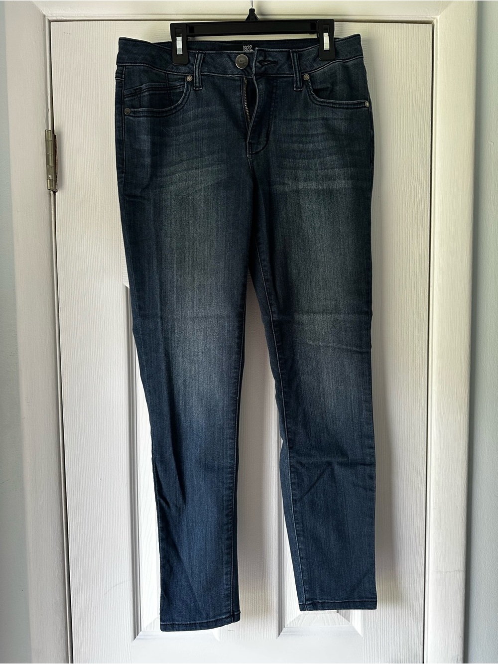 1822 Dark Wash Women’s Jeans - Classic Slim Fit 8